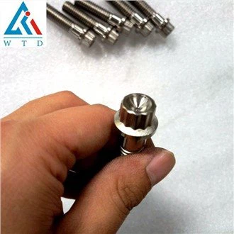 Șurub cu flanșă din titan în 12 puncte